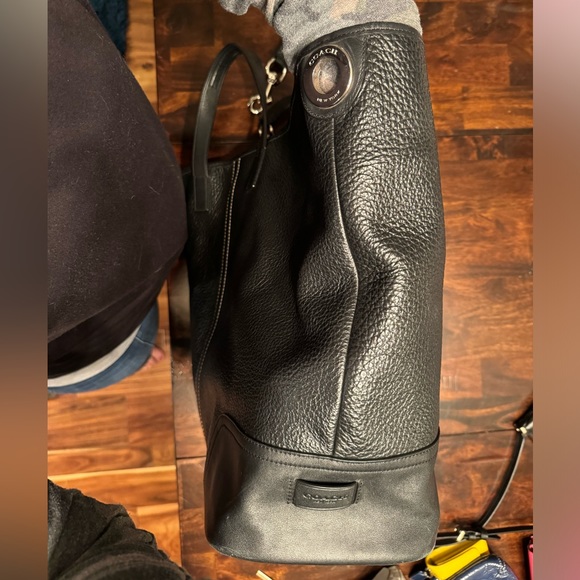 Coach tote/sachel/shoulder bag. - Picture 11 of 13